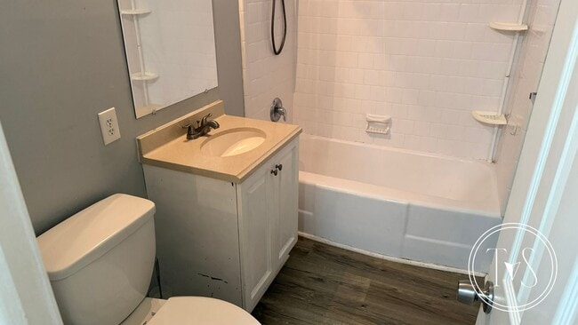 Photo - RATE DROP ALERT (was $2300/month)!