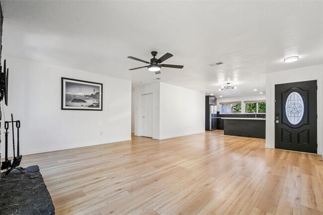 Photo - 12907 Water Mill Cove