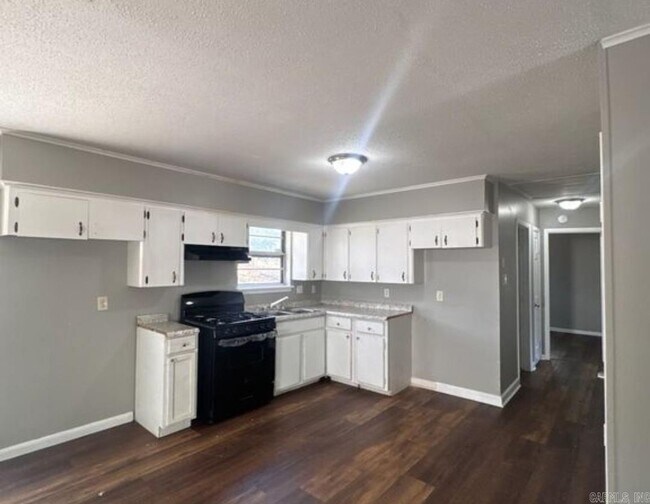 Photo - 5712 Wisteria Ct