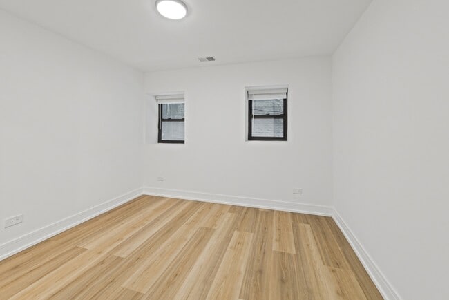 Photo - Renovated 3 bed in Logan Square - Now Leasing! (Garden Unit) Unit 3227-G