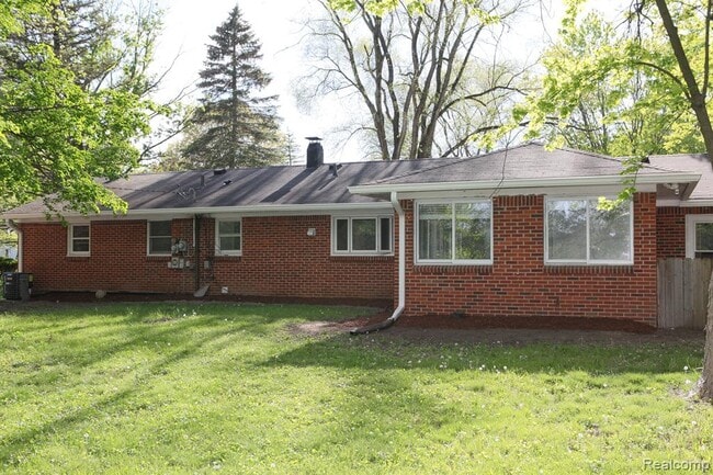 Photo - 5900 Wright Dr