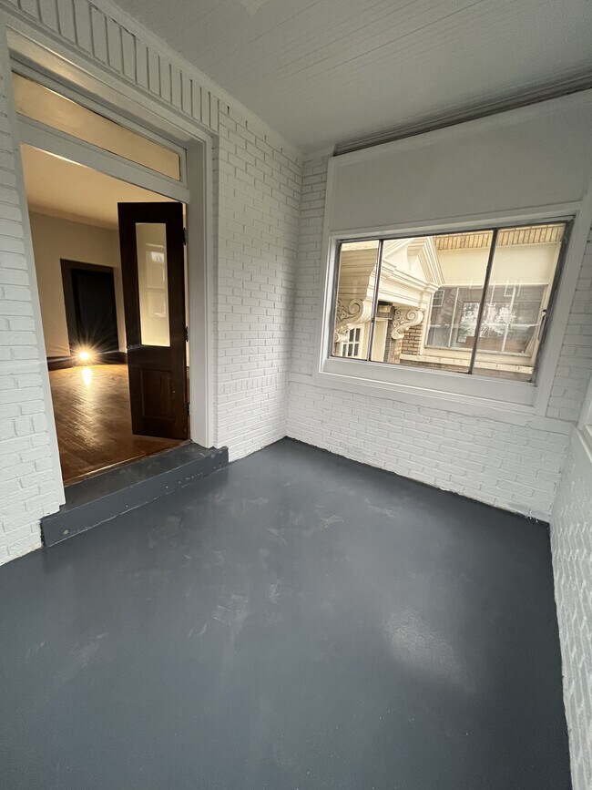 Photo - 196 Miller Ave