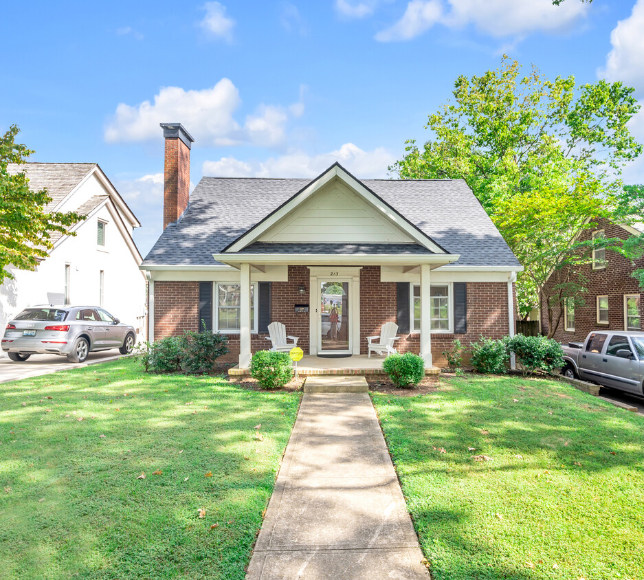 Photo - 213 Romany Rd (Lexington, KY)