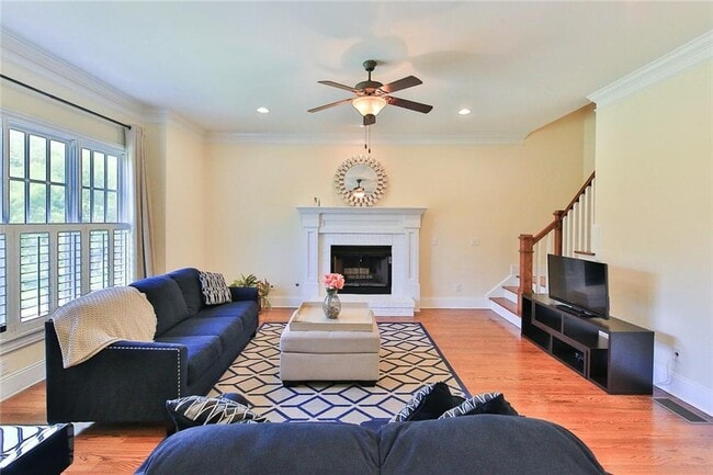 Photo - 2675 Rosalyn Ln