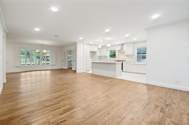 Photo - 705 Tarryall Dr