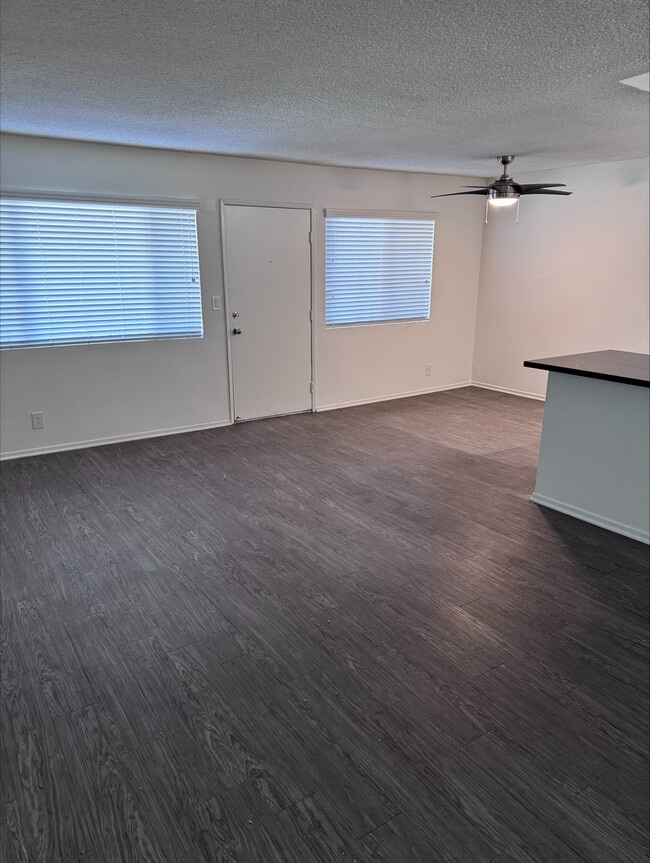 Photo - Vista Real Apartments