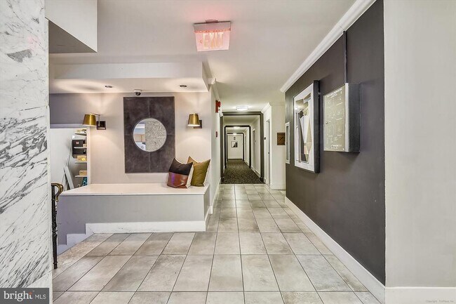 Photo - 2030 F St NW Unit 906