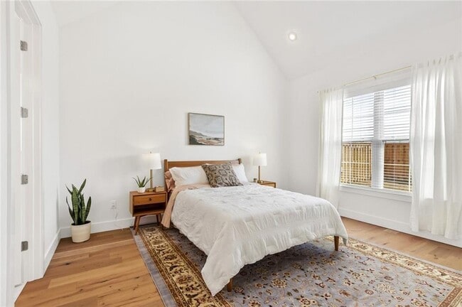 Photo - 3503 SW Daybreak Blvd