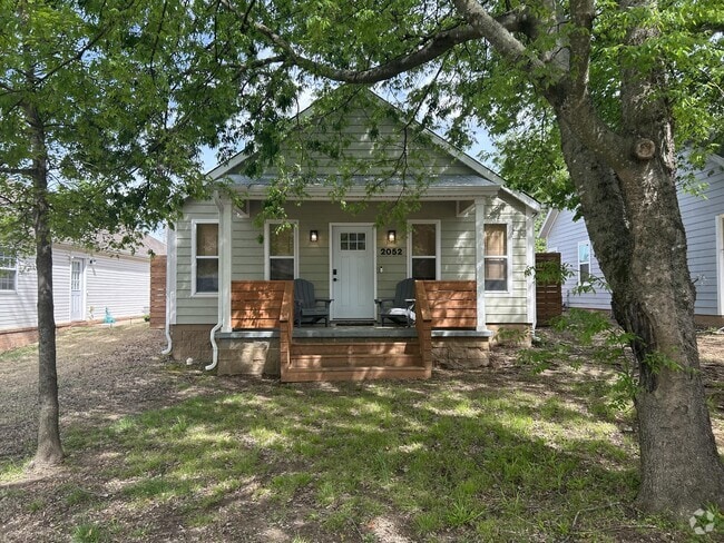 Building Photo - 2052 S Florida Way Rental