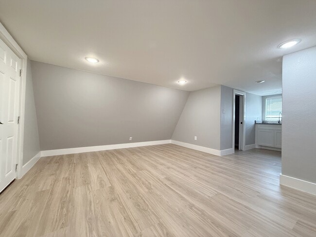 Photo - 6079 FM 1753