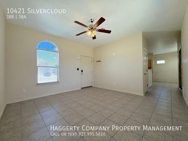 Photo - 10421 Silvercloud-