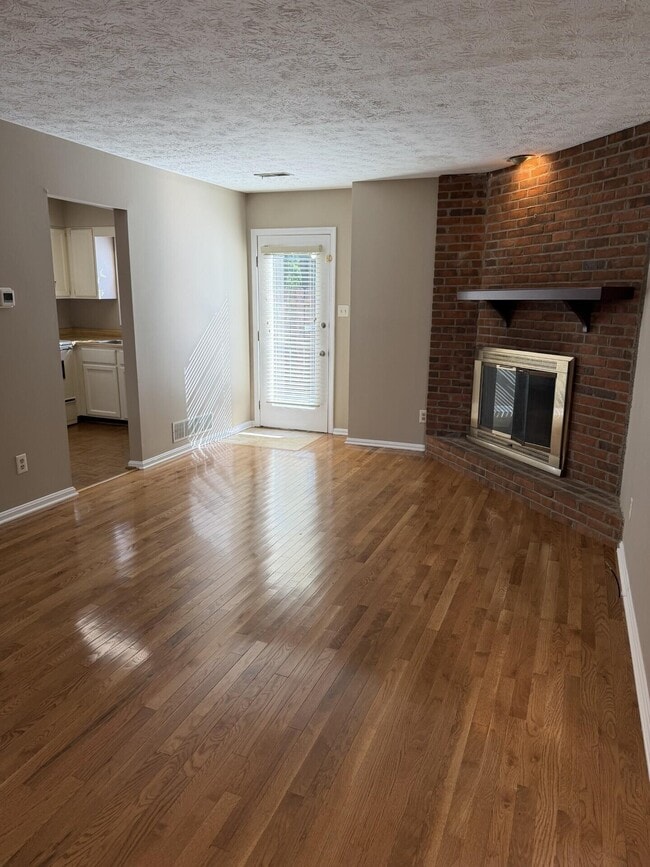 1100 Turkey Foot Rd Unit 6