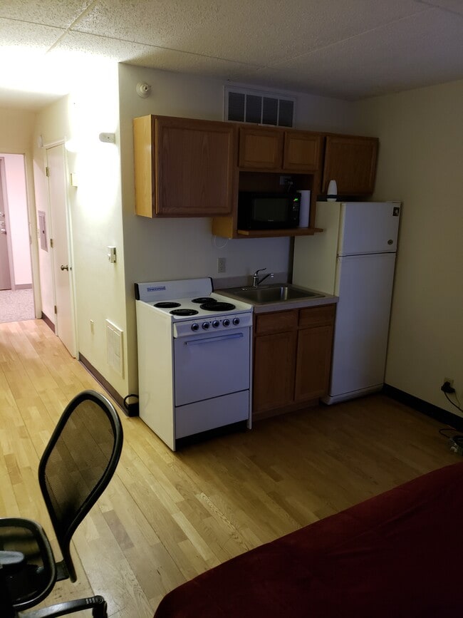 Photo - Metropolitan Apartments