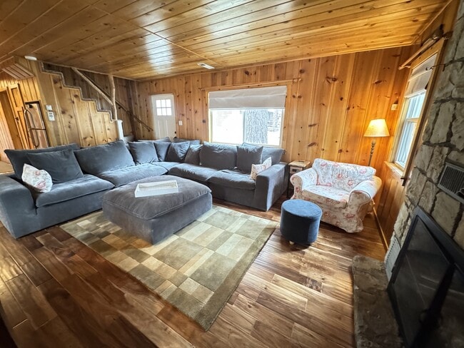 Photo - 3140 Nevada Ave