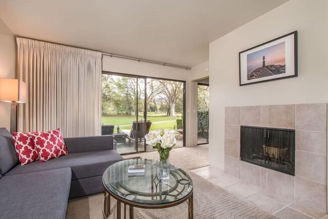 Photo - 668 Cottage Dr Unit ID1436433P