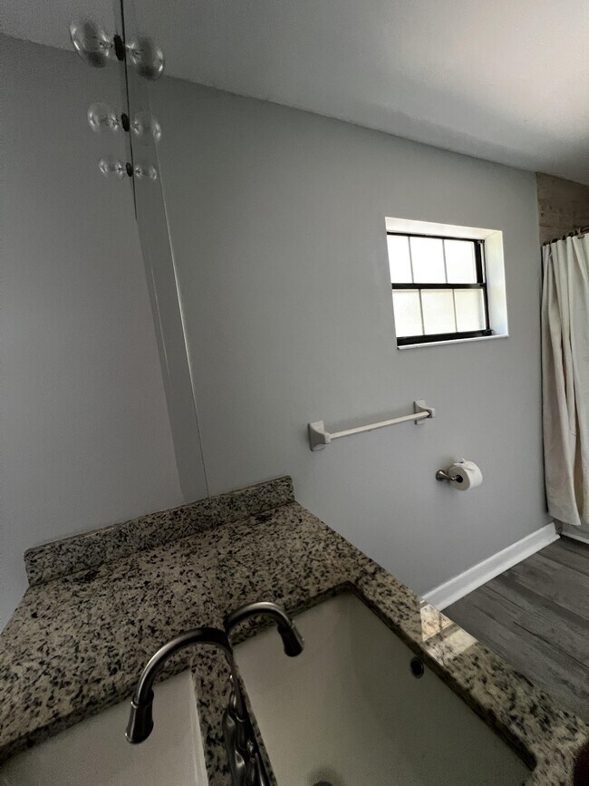 Photo - 1818 Blossom Ter