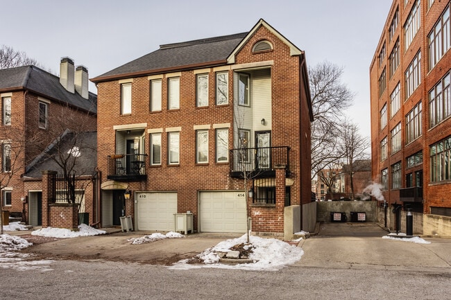 414 N Park Ave