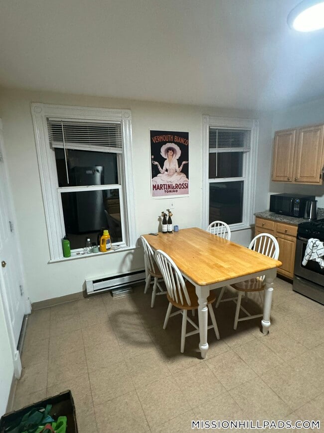 Photo - 74 Hillside St Unit 2