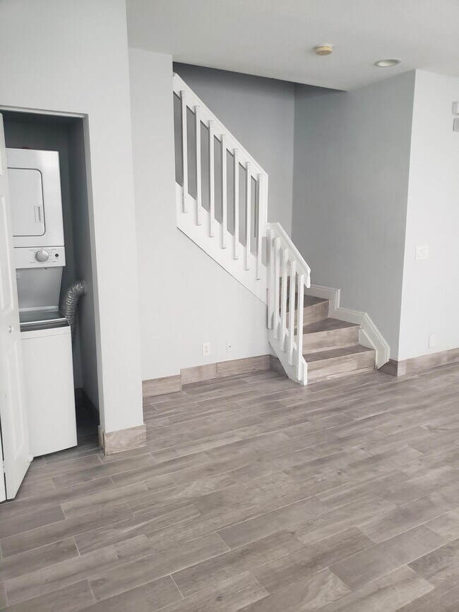 Photo - 4807 N Wickham Cir