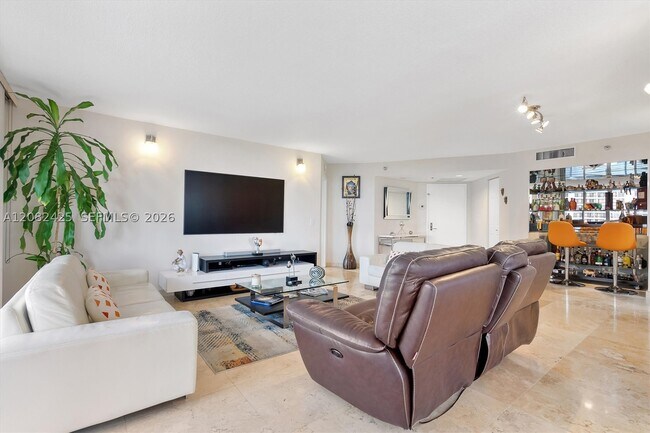 Photo - 3500 Mystic Pointe Dr Unit 806