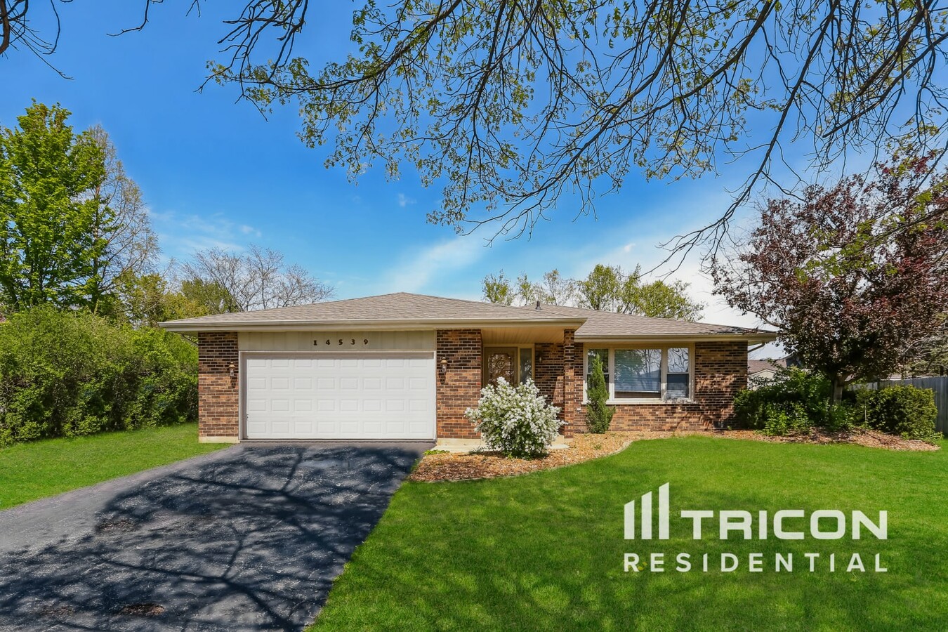 Photo - 14539 Valleyview Ct House