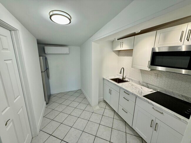 Photo - 5045 Garner St