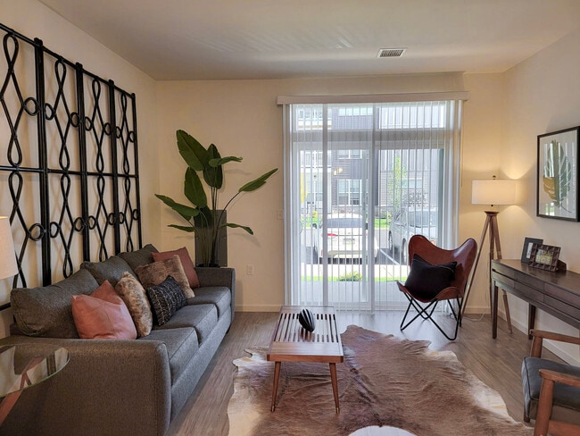 Madison Floor Plan - Living Room