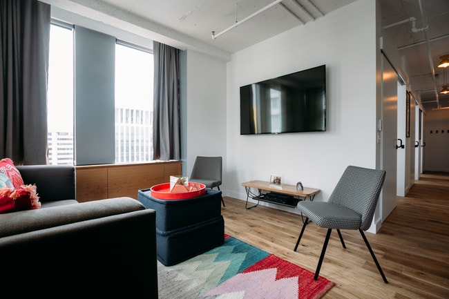 3 Bedroom Living room