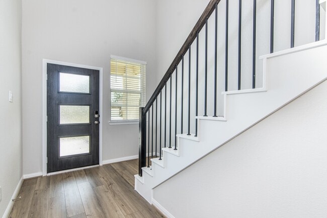 Photo - 18537 Meadow Point Ln