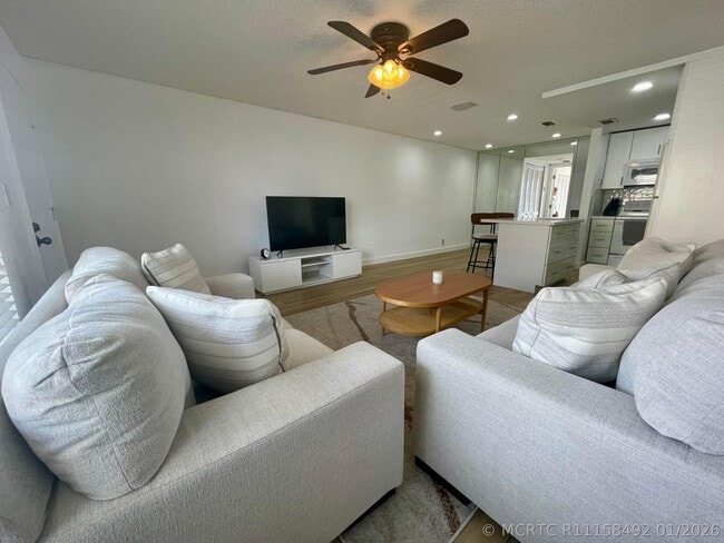 Photo - 1100 Crystal Lake Dr Unit 207
