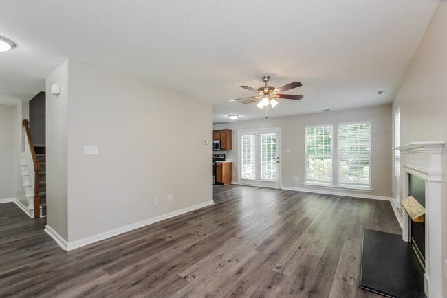 Photo - 1854 Colin Creek Ln