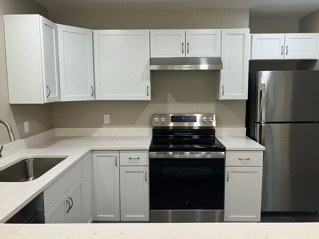 Building Photo - 231 Coolidge Ave Unit 401