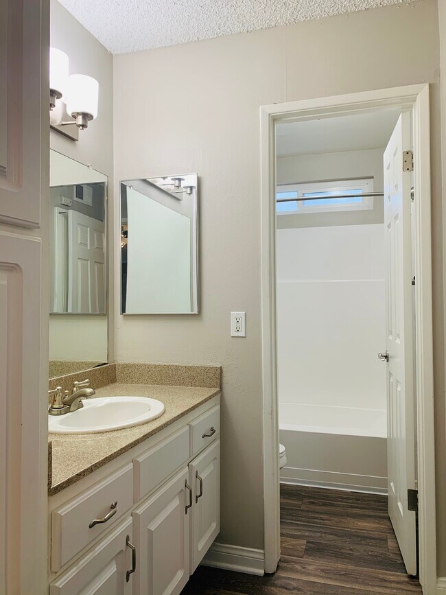 Photo - Briarwood Apartments