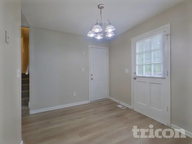 Photo - 17 Paces Meadows Dr