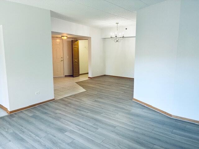 Photo - 927 Elderberry Cir Unidad 207