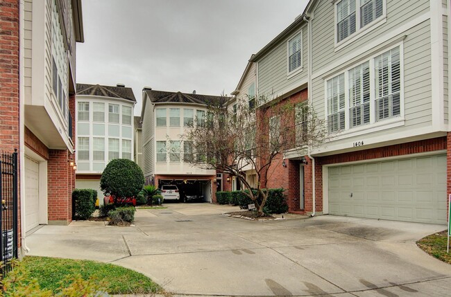 Photo - 1408 W Webster St