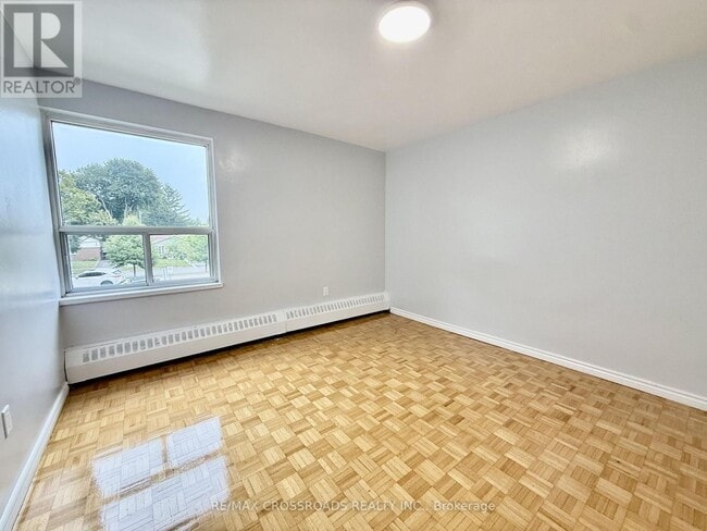 Photo - 1181 Ellesmere Rd Unit 205