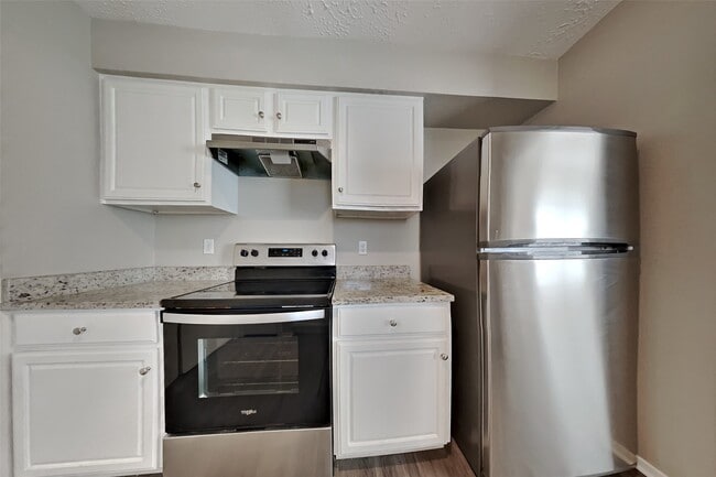 Photo - 14203 Cornelia Dr