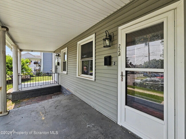 224 Fremont St