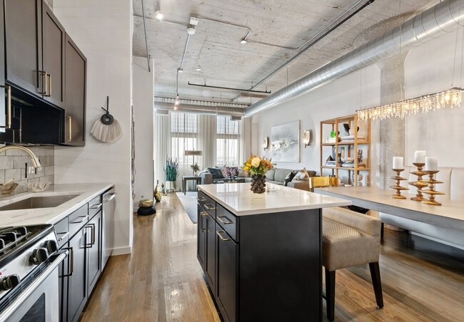 Photo - 758 N Larrabee St Unit 809