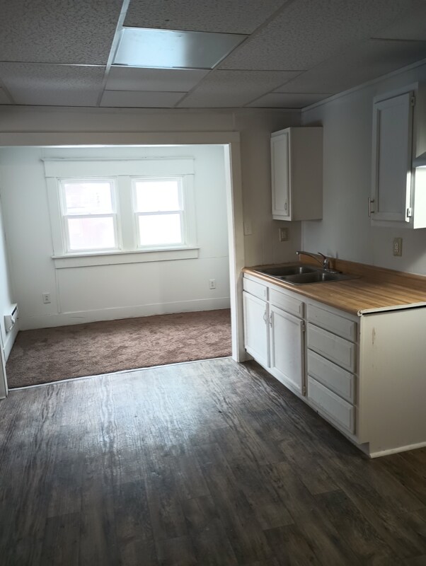 Photo - 713 W Adams St