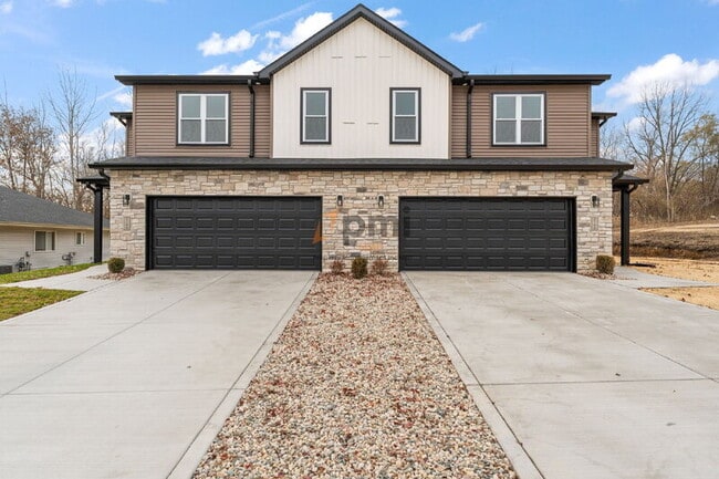 Building Photo - 5788 Adams St