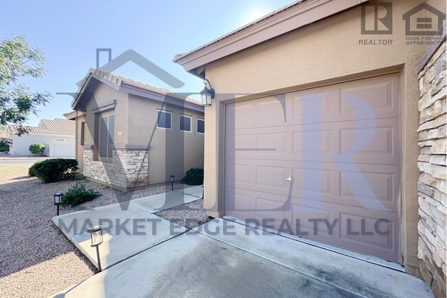 Photo - 3Bed/2.5Bath Home at Guadalupe/Crismon Rd! $399 MOVE-IN SPECIAL! Ready for Immediate Move-In!