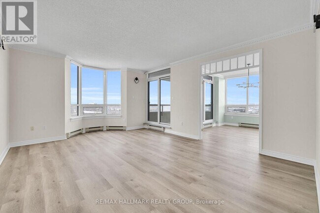 Photo - 1480 Riverside Dr. Unité 1502