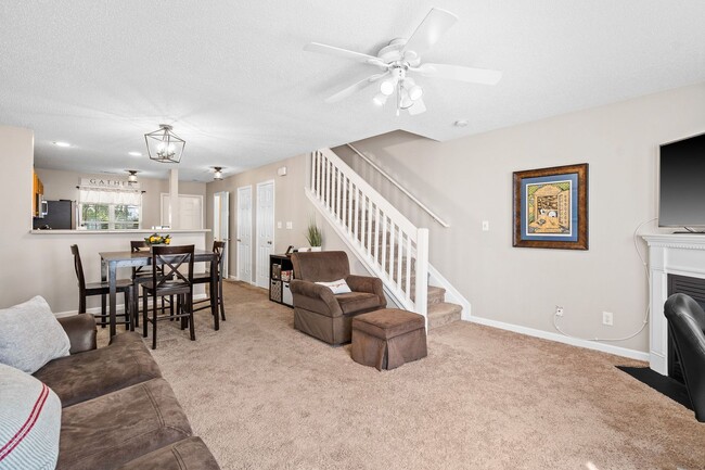 6314 Inkberry Dr