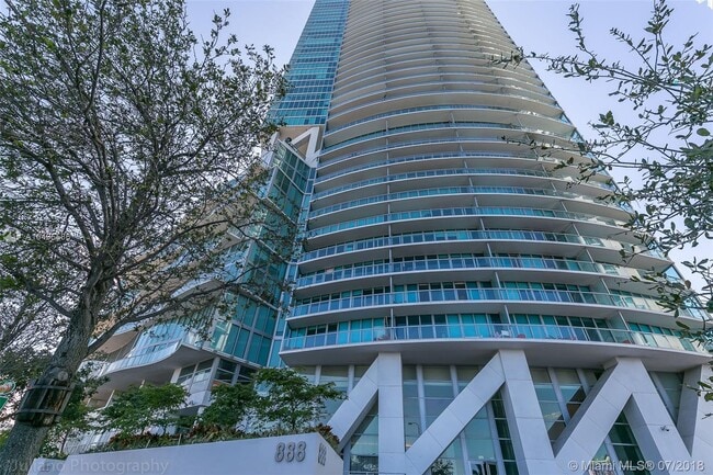 888 Biscayne Blvd Unit 311