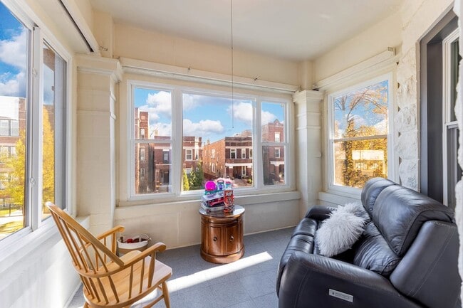 Photo - 6112 S St Lawrence Ave