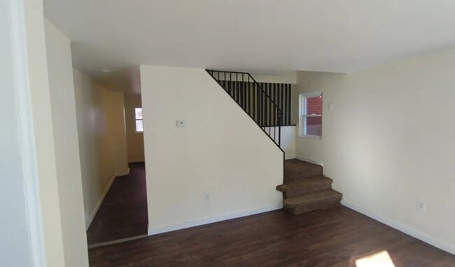 Building Photo - 313 Highland Ave Rental