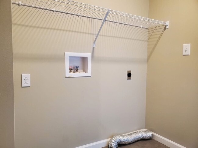 Photo - 2 Bedroom 1.5 Bathroom Townhouse Unidad 213-110