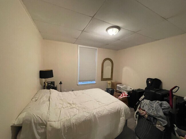 Photo - 17 Banks St Unit 1